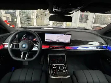 BMW 750 e xDrive M-Sport Pro ACC 360  STHZ 1.Hd. AH
