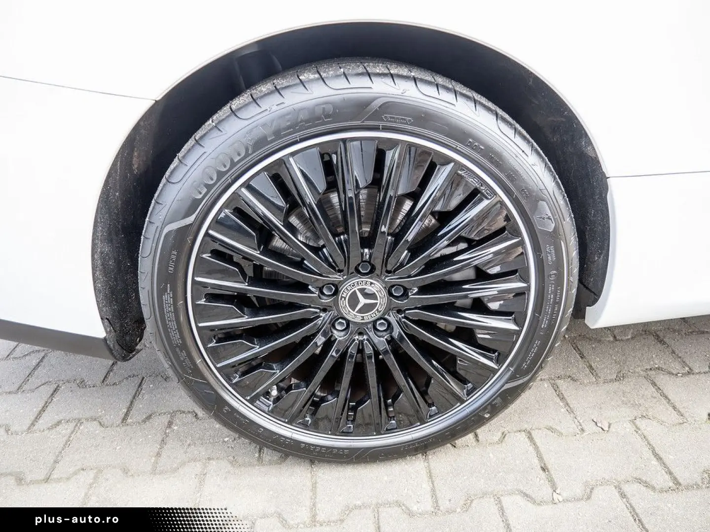 MERCEDES-BENZ CLE 300 e AMG Sport Premium  Distr. LE&hellip;