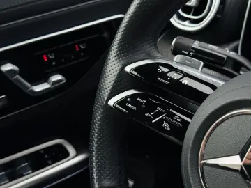 MERCEDES-BENZ CLE 180  CABRIO  AMG  LED  PTS  RFK  T…
