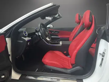 MERCEDES-BENZ CLE 300 4M AMG Advanced Plus DynLicht Airscarf