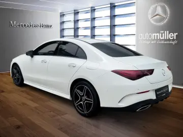MERCEDES-BENZ CLA 200 Coupé AMG NIGHT LENKRADHEIZ AMBIENTE