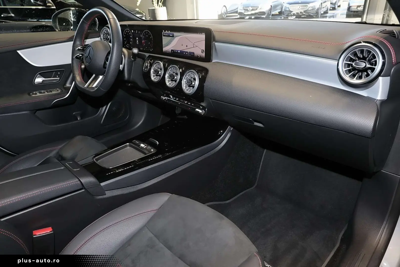 MERCEDES-BENZ CLA 200 Coupé AMG PANO 19  NIGHT DISTRONIC