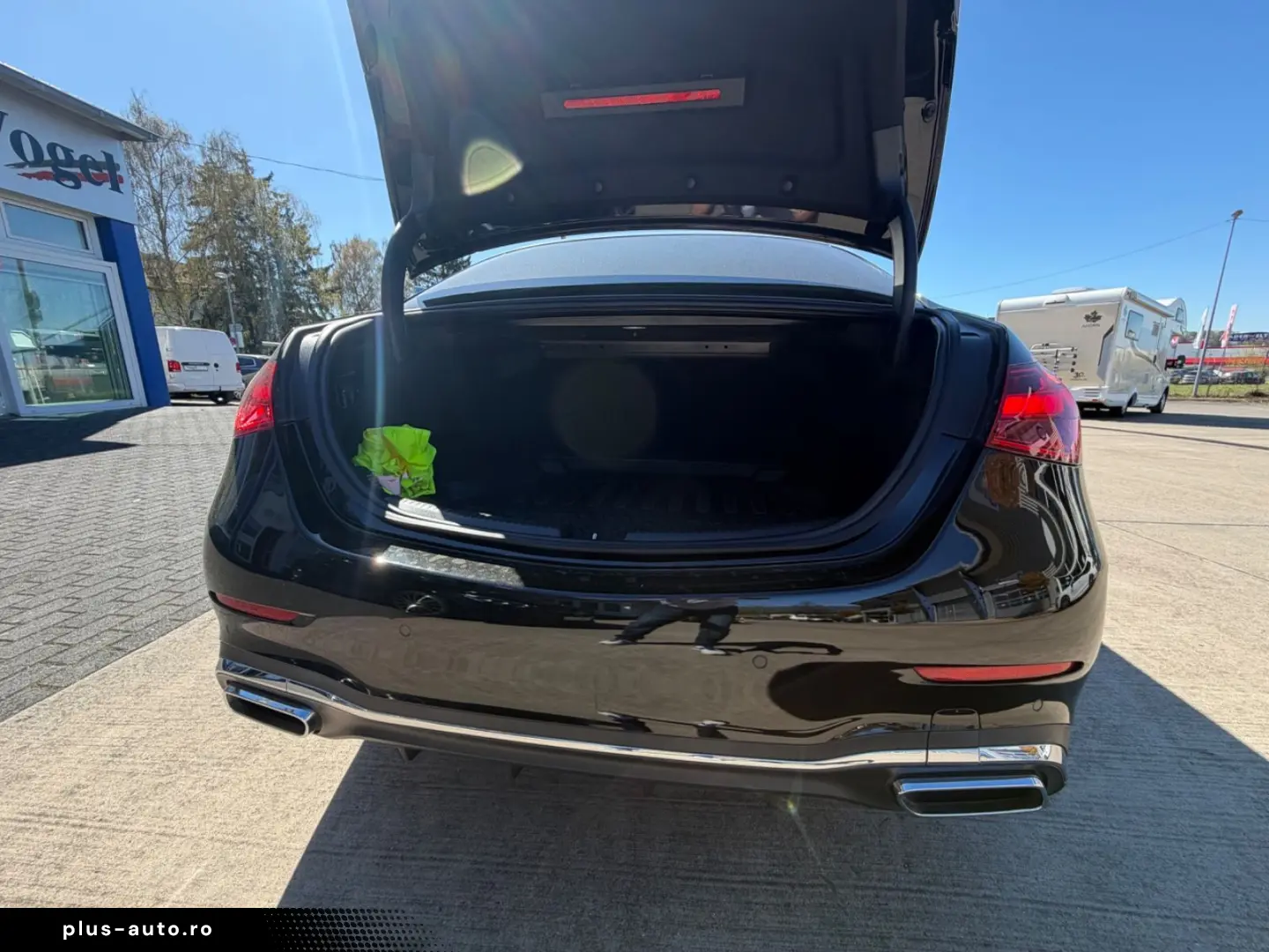 MERCEDES-BENZ C 300 d LED BURMESTER STANDHEIZ AMG-LINE
