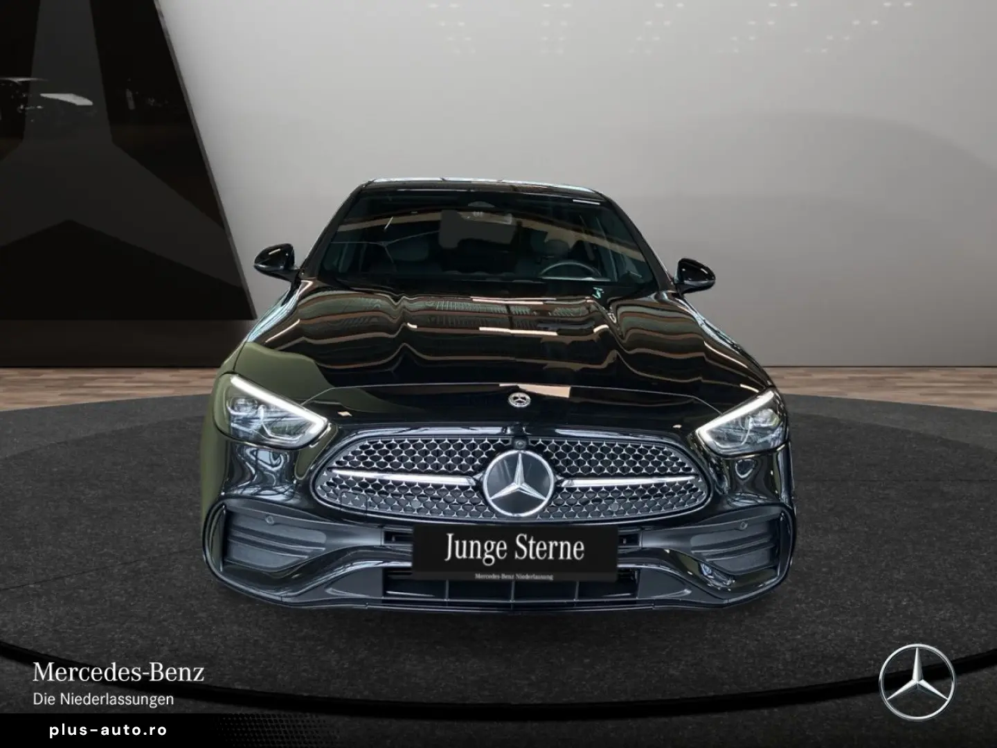 MERCEDES-BENZ C 300 d 4M AMG Night LED Distr Kamera NavPrem