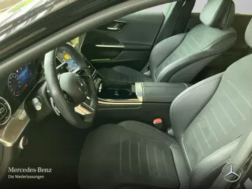 MERCEDES-BENZ C 300 d 4M AMG Night LED Distr Kamera NavPrem