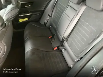 MERCEDES-BENZ C 300 d 4M AMG Night LED Distr Kamera NavPrem