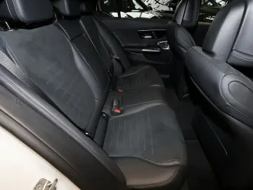 MERCEDES-BENZ C 200 d AMG PANO BURMESTER NIGHT MEMORY KAMERA