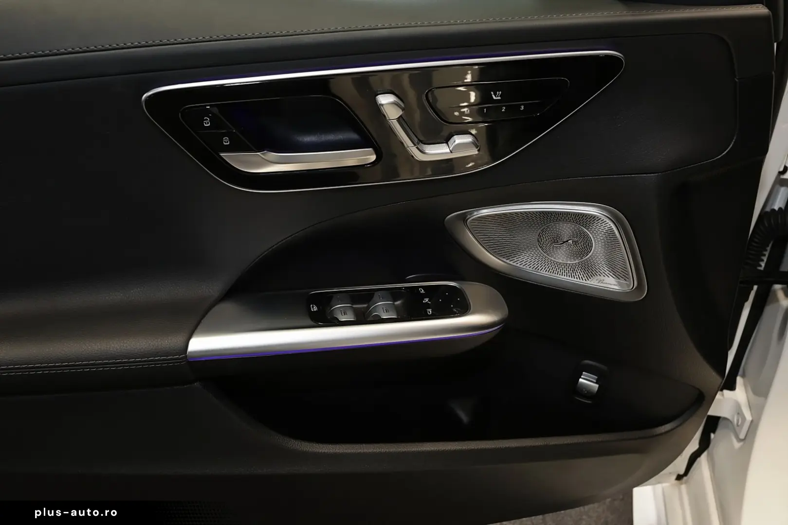 MERCEDES-BENZ C 200 d AMG PANO BURMESTER NIGHT MEMORY KAMERA