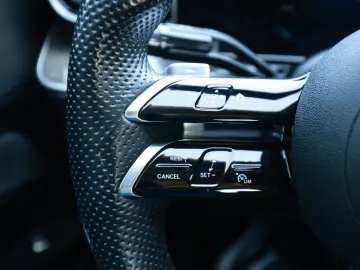 MERCEDES-BENZ C 200 4M AMG Sport AHK Standhz. Distr.…