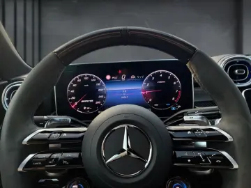MERCEDES-BENZ AMG C 43 4M CarbonP. DriverP. HUD Nigh…