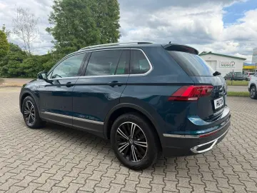 VW Tiguan 2.0 TDI Elegance  LED Kamera AAC Navi