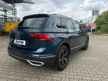 VW Tiguan 2.0 TDI Elegance  LED Kamera AAC Navi