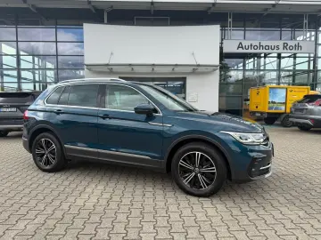 VW Tiguan 2.0 TDI Elegance  LED Kamera AAC Navi
