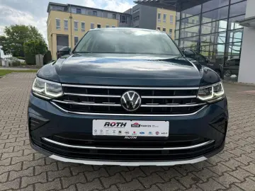 VW Tiguan 2.0 TDI Elegance  LED Kamera AAC Navi