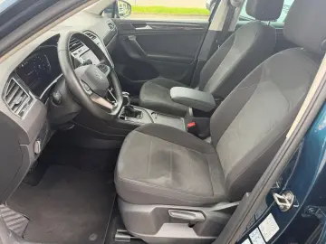 VW Tiguan 2.0 TDI Elegance  LED Kamera AAC Navi