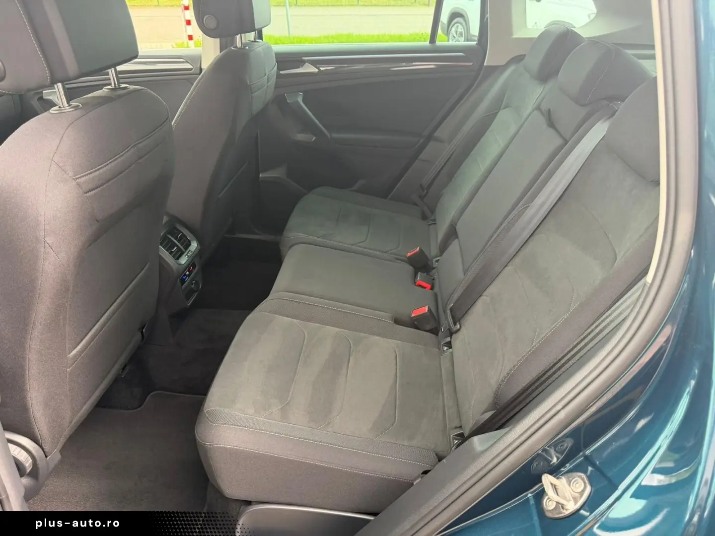 VW Tiguan 2.0 TDI Elegance  LED Kamera AAC Navi