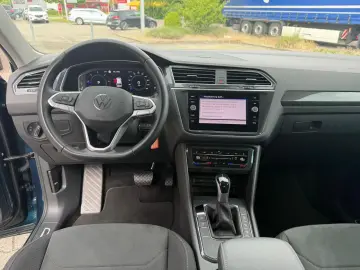VW Tiguan 2.0 TDI Elegance  LED Kamera AAC Navi