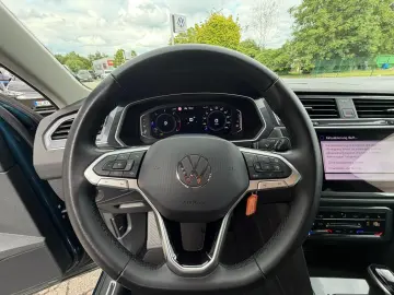 VW Tiguan 2.0 TDI Elegance  LED Kamera AAC Navi