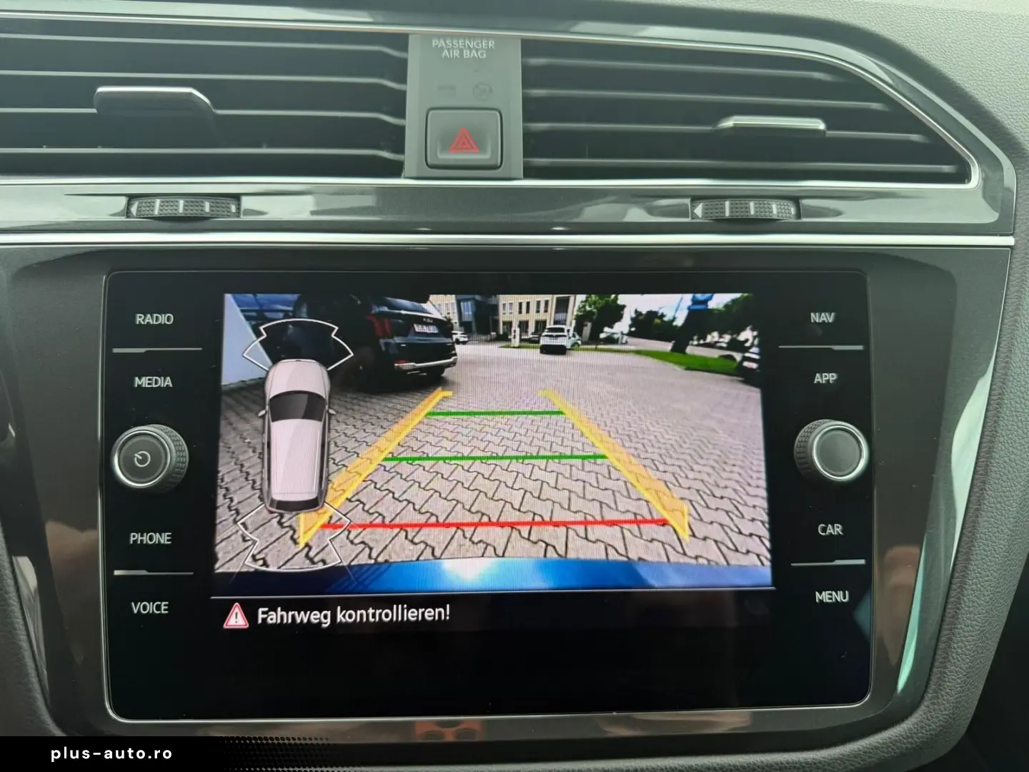 VW Tiguan 2.0 TDI Elegance  LED Kamera AAC Navi