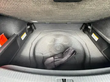 VW Tiguan 2.0 TDI Elegance  LED Kamera AAC Navi