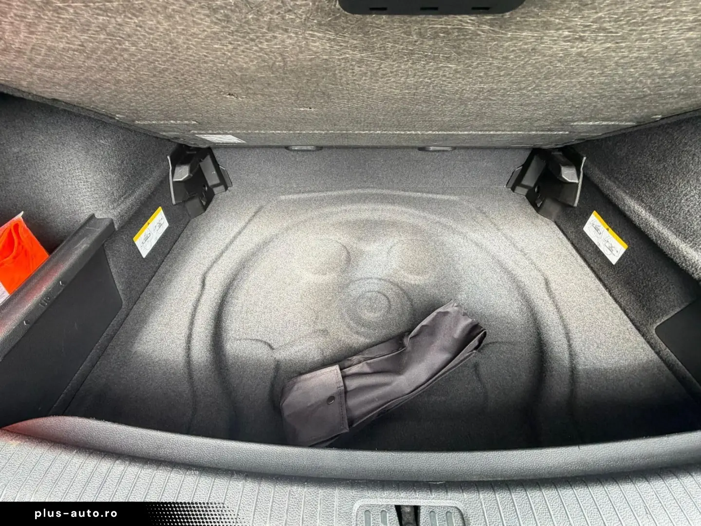 VW Tiguan 2.0 TDI Elegance  LED Kamera AAC Navi