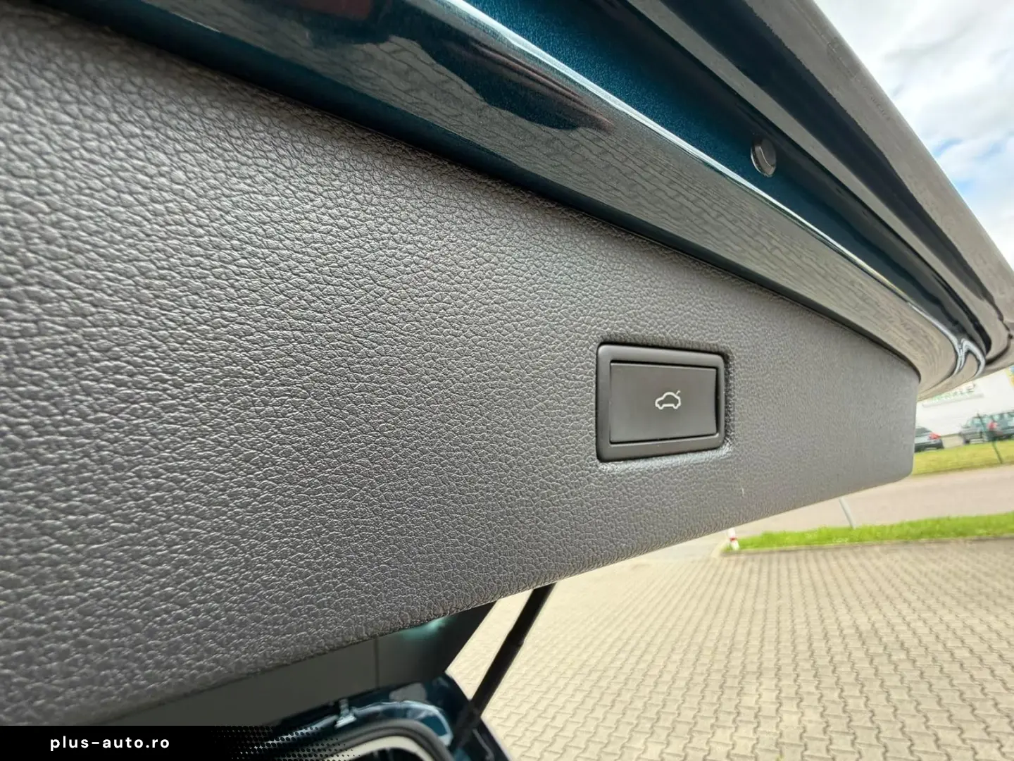 VW Tiguan 2.0 TDI Elegance  LED Kamera AAC Navi