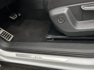 VW Tiguan 2.0 TDI DSG GOAL IQ.LIGHT HUD AHK KAMERA