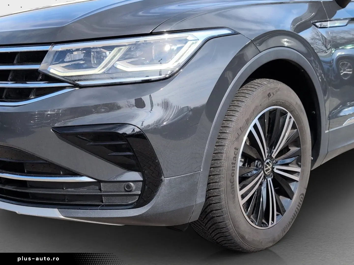 VW Tiguan Elegance TDI 18Z CarPlay Matrix ACC DAB