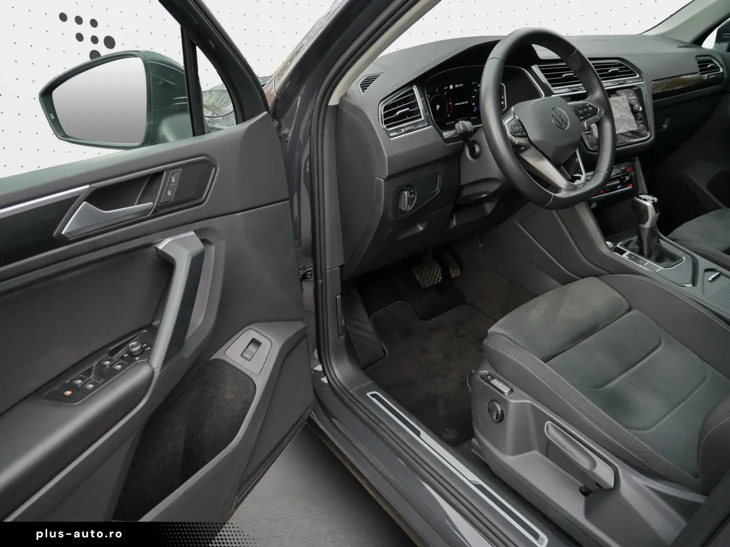 VW Tiguan Elegance TDI 18Z CarPlay Matrix ACC DAB