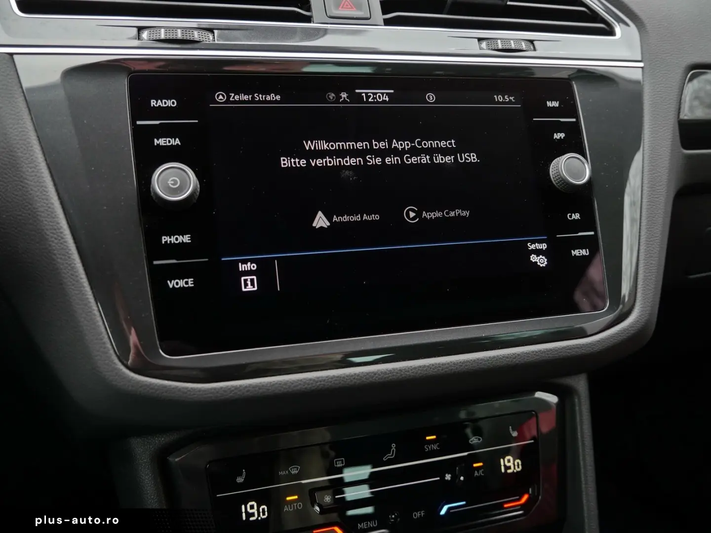 VW Tiguan Elegance TDI 18Z CarPlay Matrix ACC DAB