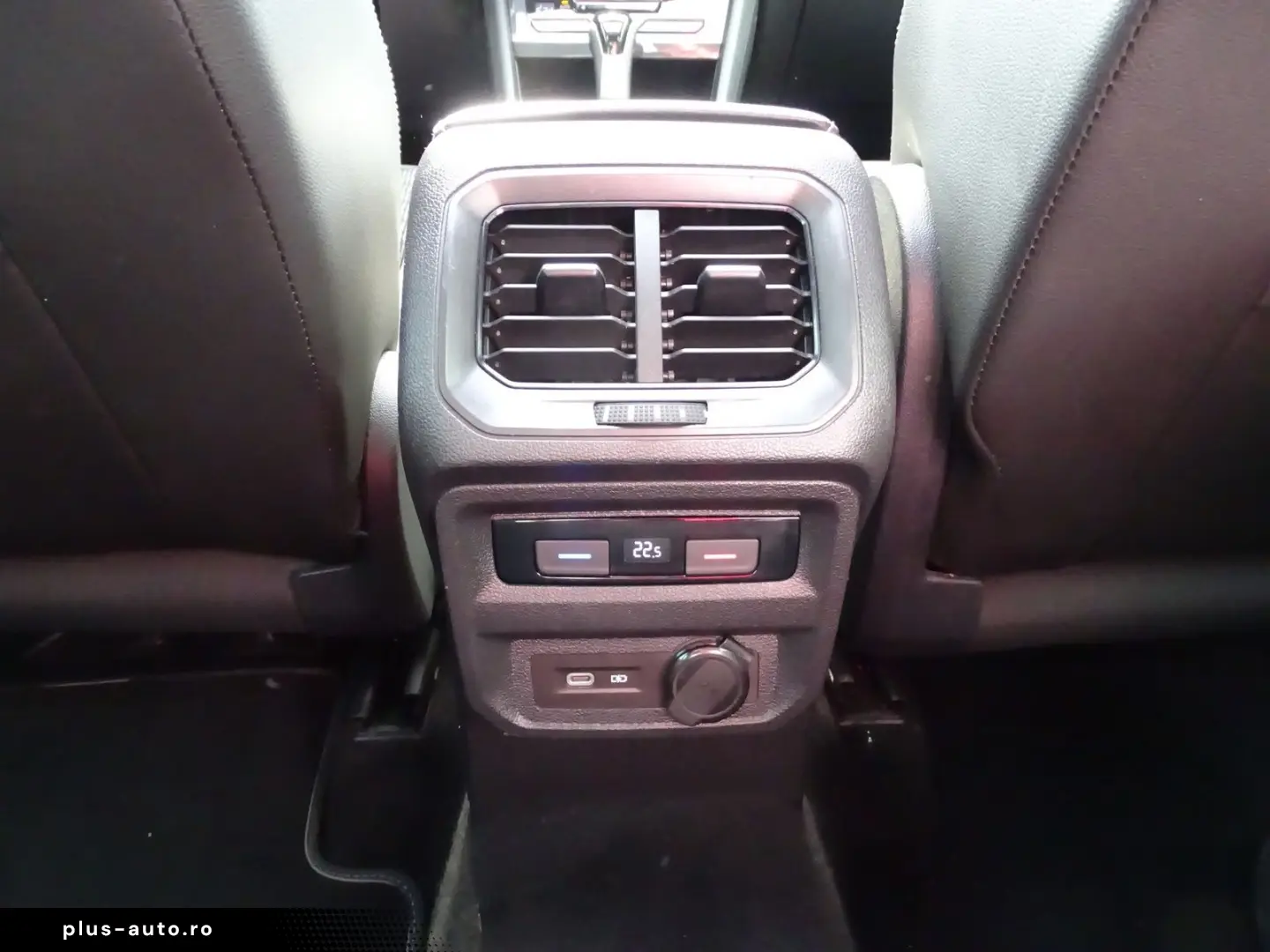 VW Tiguan 2.0 TDI R-Line 4Motion LED ACC AHK Kamera