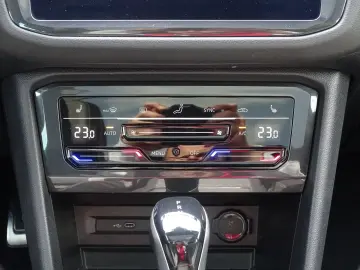 VW Tiguan 2.0 TDI R-Line 4Motion LED ACC AHK Kamera