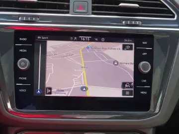 VW Tiguan 2.0 TDI R-Line 4Motion LED ACC AHK Kamera