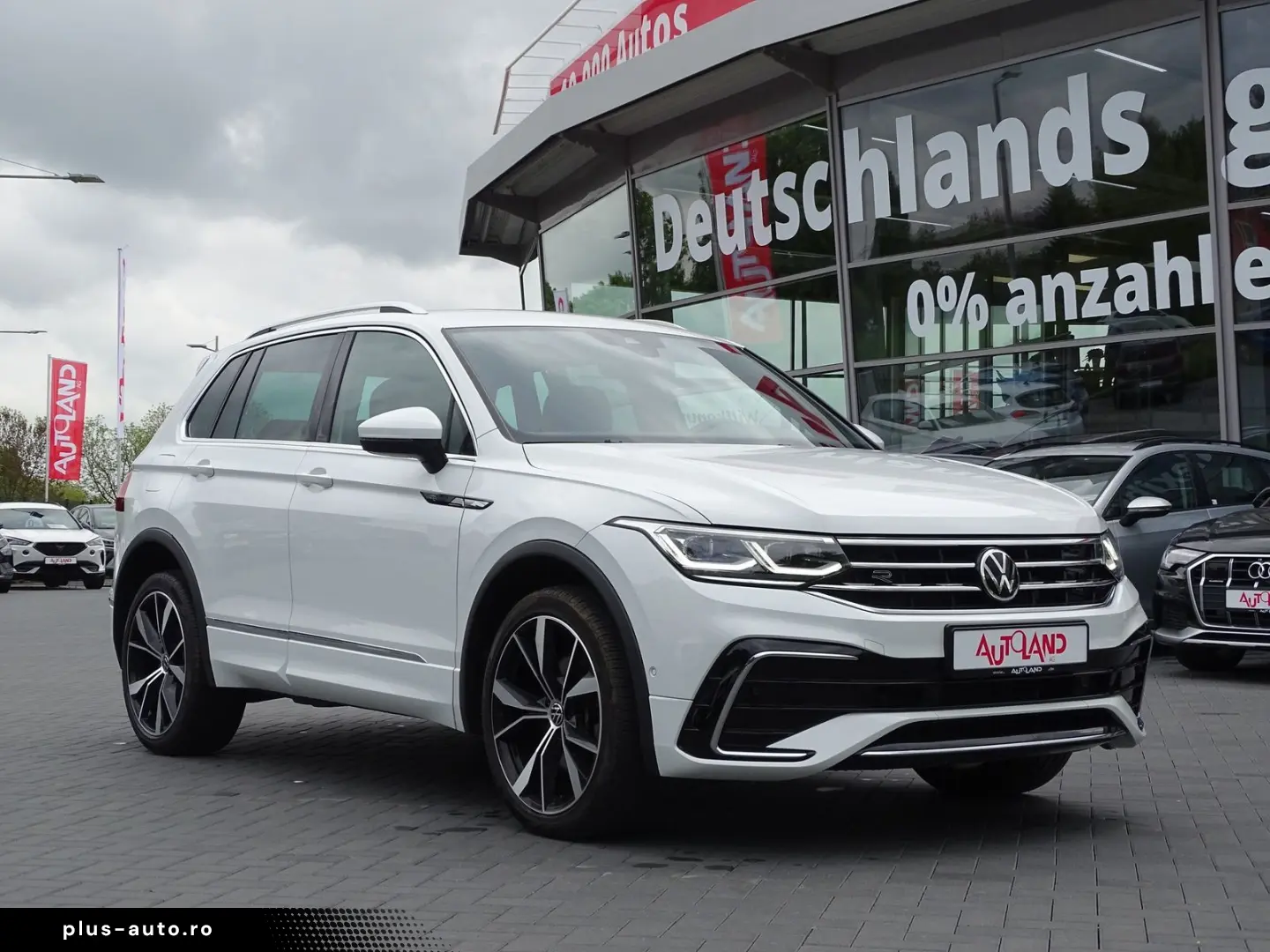 VW Tiguan 2.0 TDI DSG R-Line 4M ACC LED AHK Kamera