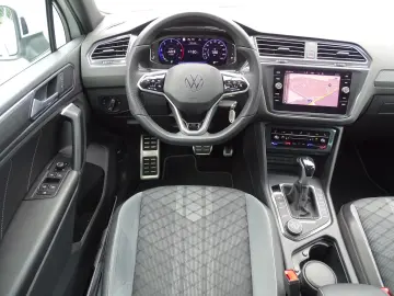 VW Tiguan 2.0 TDI DSG R-Line 4M ACC LED AHK Kamera