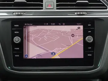 VW Tiguan 2.0 TDI DSG R-Line 4M ACC LED AHK Kamera