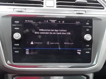 VW Tiguan 2.0 TDI DSG R-Line 4M ACC LED AHK Kamera