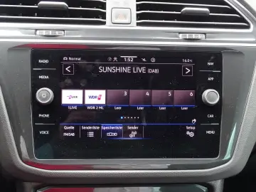 VW Tiguan 2.0 TDI DSG R-Line 4M ACC LED AHK Kamera