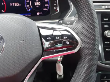 VW Tiguan 2.0 TDI DSG R-Line 4M ACC LED AHK Kamera