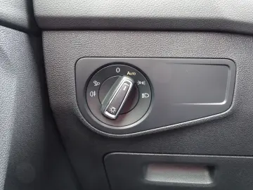 VW Tiguan 2.0 TDI DSG R-Line 4M ACC LED AHK Kamera