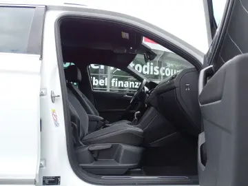 VW Tiguan 2.0 TDI DSG R-Line 4M ACC LED AHK Kamera