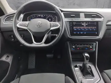 VW Tiguan Elegance 2.0TDI 4M DSG DCC STH AHK MATRIX