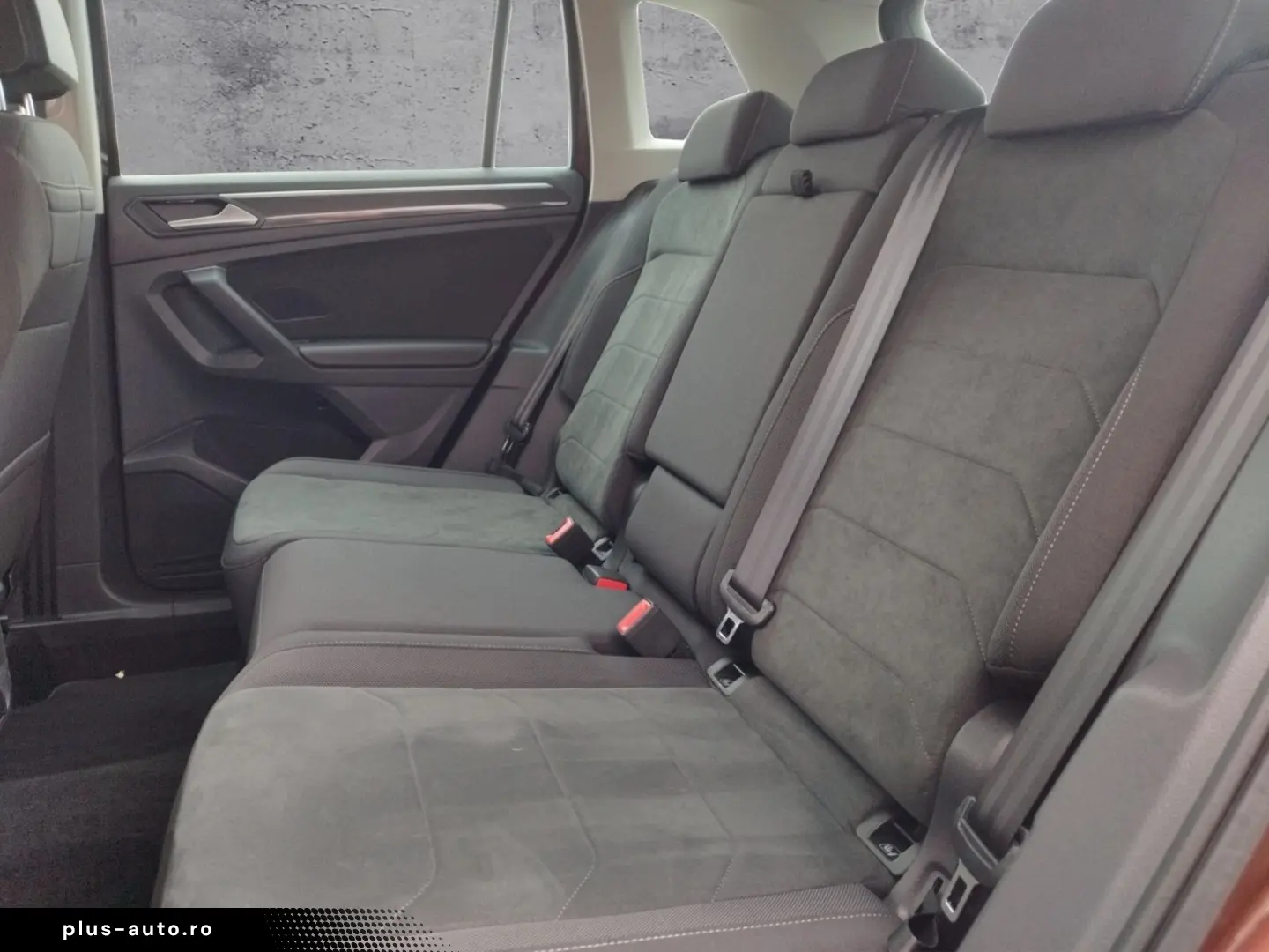 VW Tiguan Elegance 2.0TDI 4M DSG DCC STH AHK MATRIX
