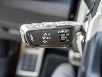 AUDI Q5 TDI quattro S line SHZ NAVI ACC HUD LED 360