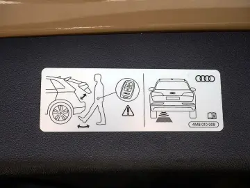 AUDI Q5 TDI quattro S line SHZ NAVI ACC HUD LED 360