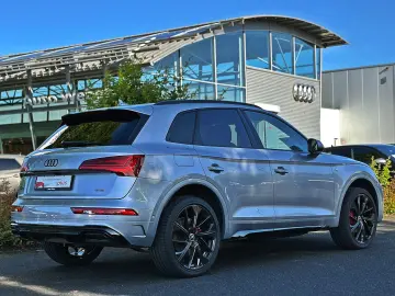 AUDI Q5 40TDI qu S LINE BLACK PANO B&O MATRIX TOUR
