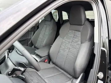 AUDI Q5 SUV TDI qu ACC AHK Navi Kamera