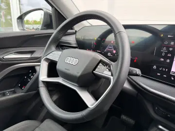 AUDI Q5 SUV TDI qu ACC AHK Navi Kamera