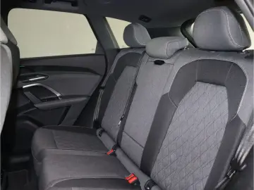 AUDI Q5 TFSI S tronic S Line AHK Sitzheizung