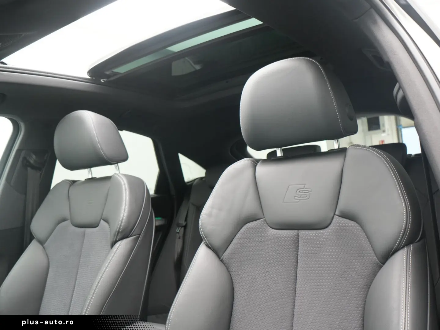 AUDI Q5 Sportback quattro S line PANO MATRIX ACC B&O